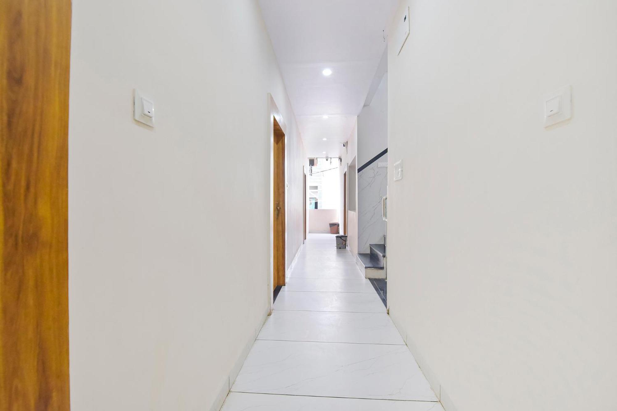 Fabhotel Somnath Ujjain Bagian luar foto