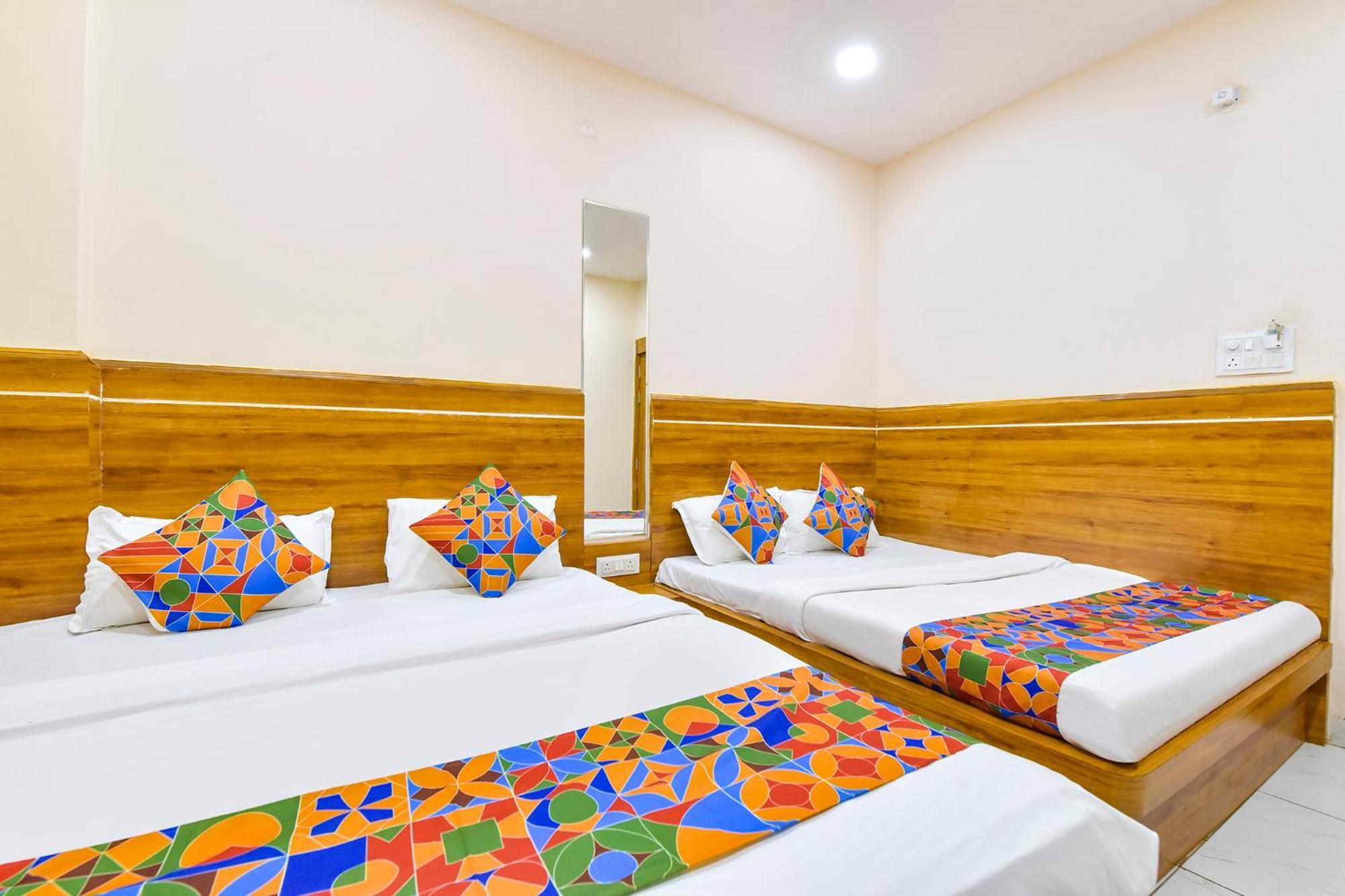 Fabhotel Somnath Ujjain Bagian luar foto